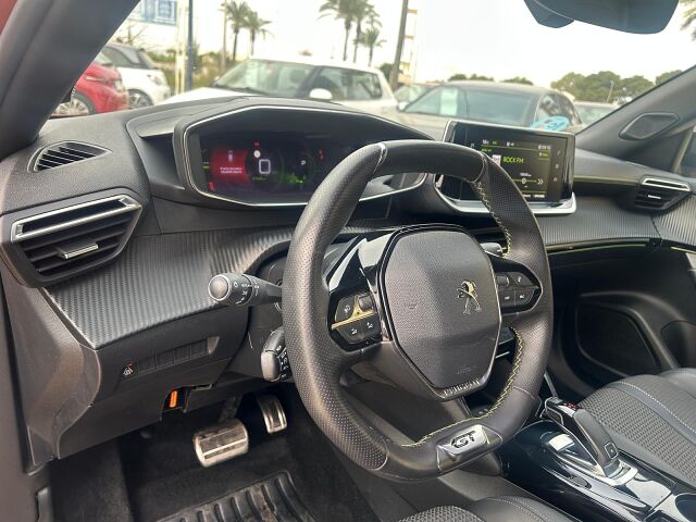 PEUGEOT 2008 GT 1.2 AUTO SPANISH LHD IN SPAIN 22000 MILES SUPERB 1 OWNER 2020